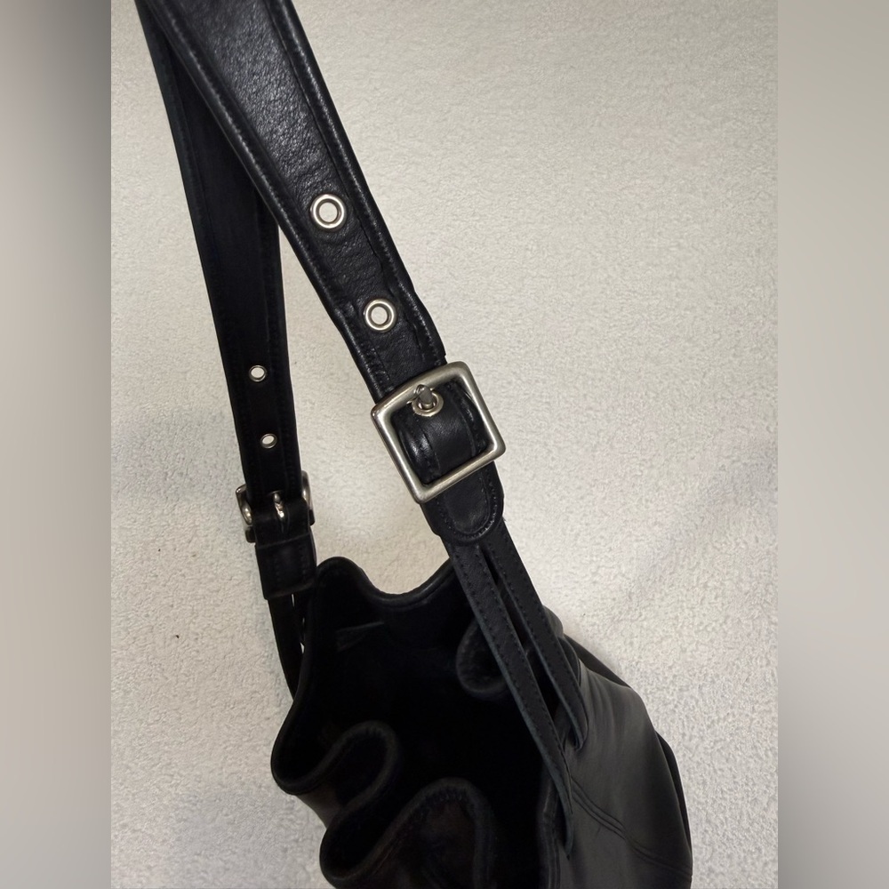 Genuine Coach Vintage USA Legacy Drawstring Leather Hobo Bag 9165 Black Leather - Picture 6 of 7